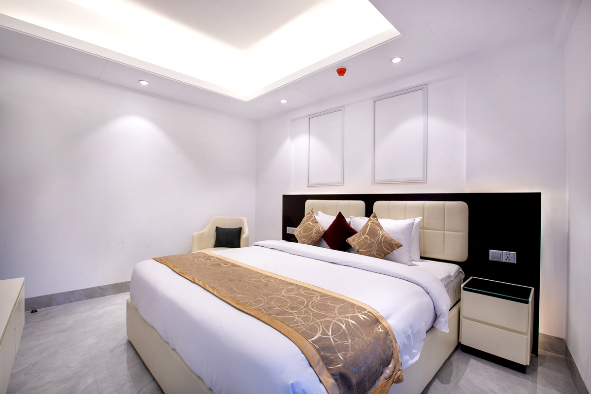 Royal Suite Page Gallery